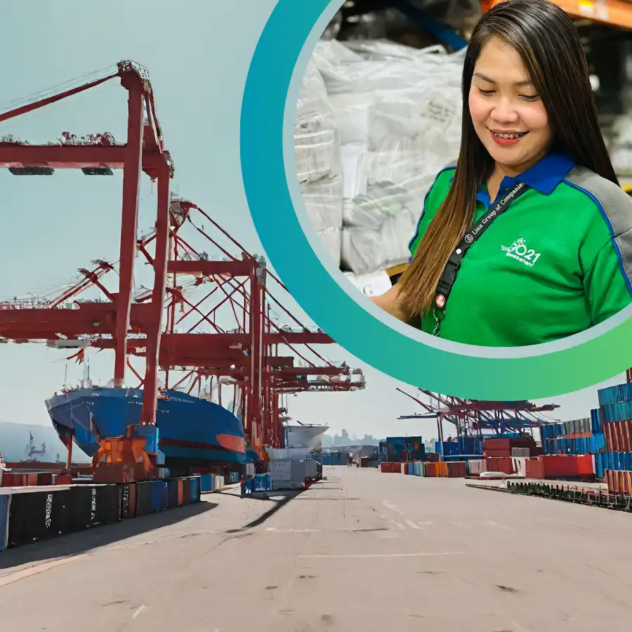 A GO21 employee against a background of cargo ships